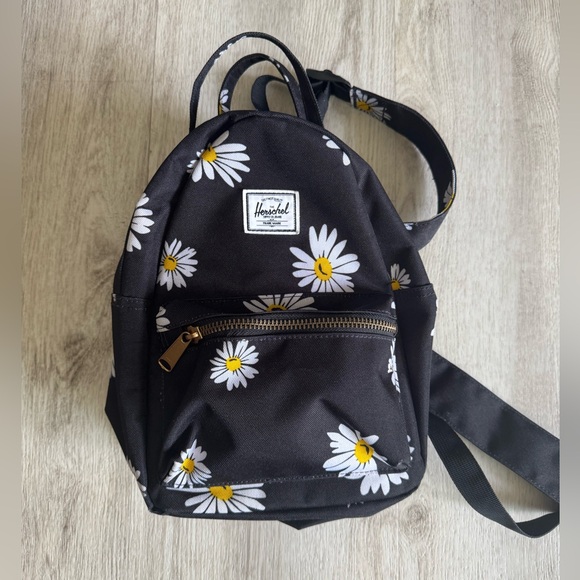 jansport 3 zipper backpack Campus Pack Penn Spinfisher 7500SS Fishing Els PW 1250 Color:Prism Penguin an urban getaway
